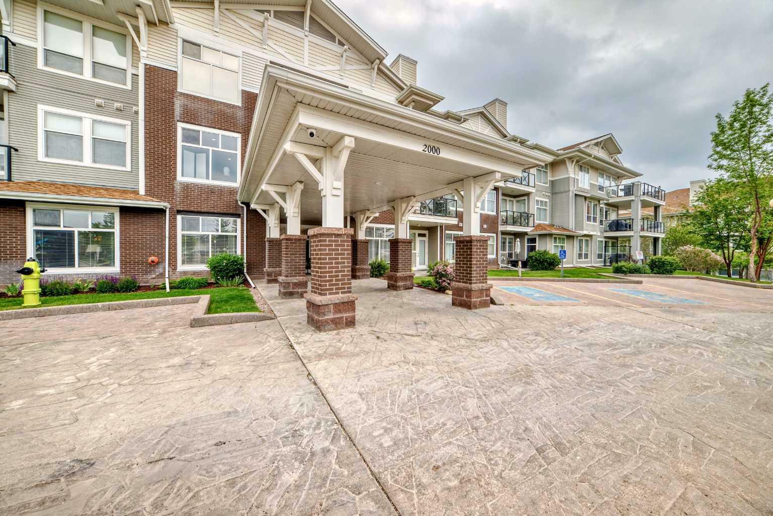 Property Photo: 1010 Arbour Lake Road NW 2120 AB T3G 4Y8