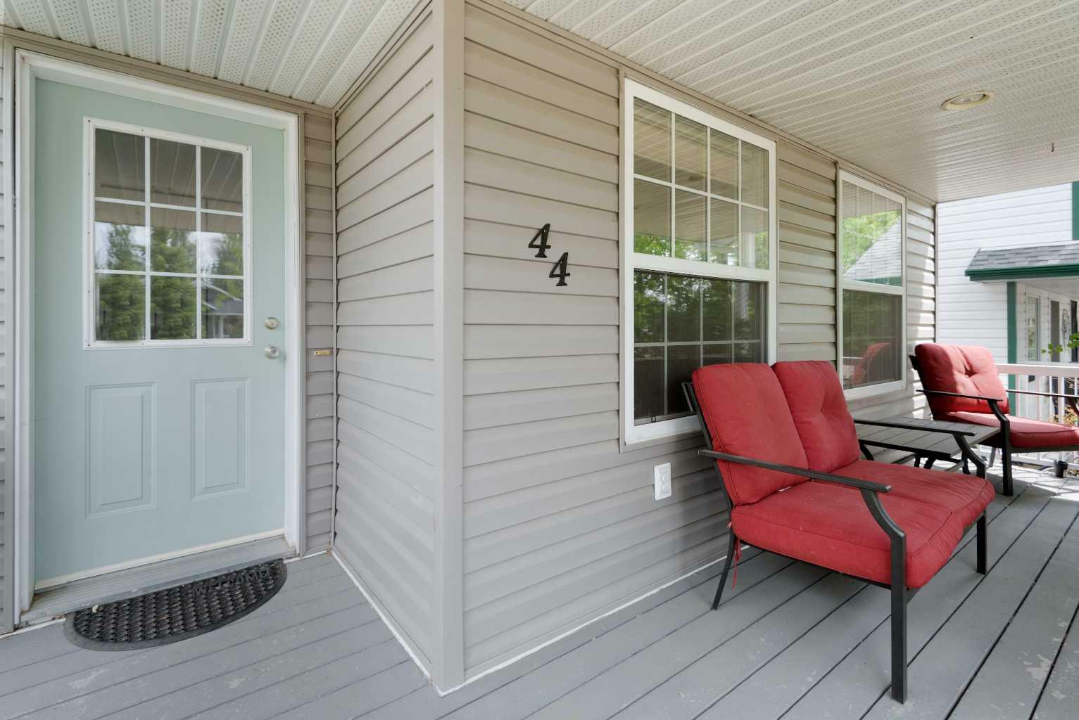 Property Photo: 44 Country Ridge Close AB T4L 2H1