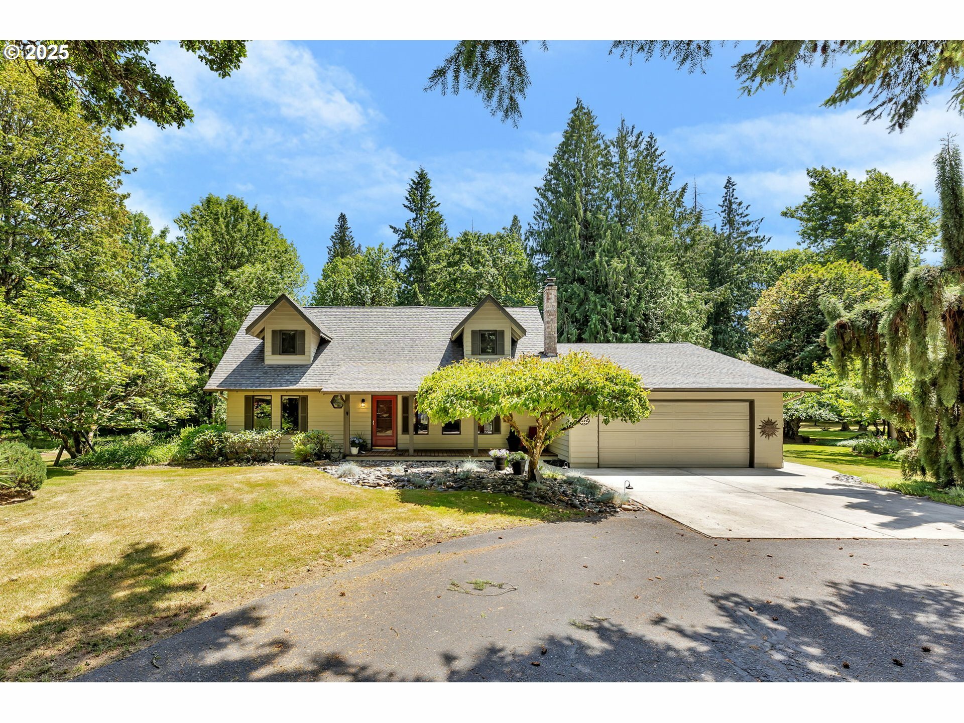 Property Photo: 317 SW 23rd Cir WA 98604