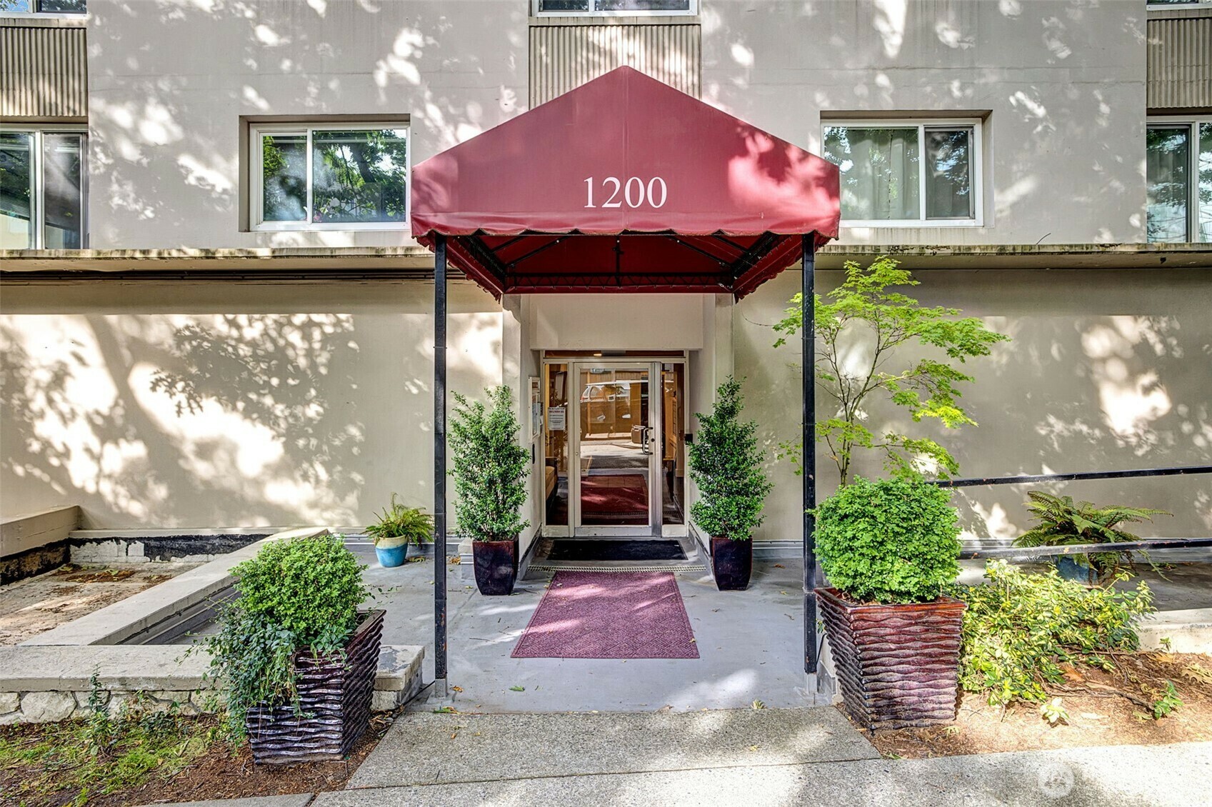 Property Photo:  1200  Boylston Ave 901  WA 98101 