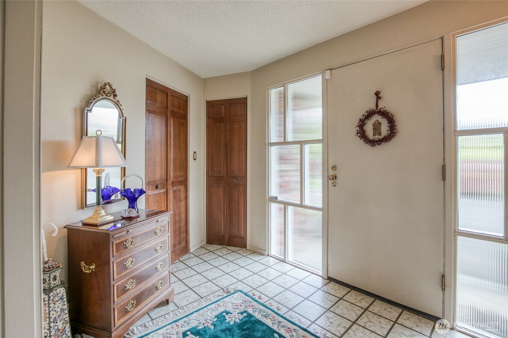 Property Photo: 605 Lee Avenue WA 98520