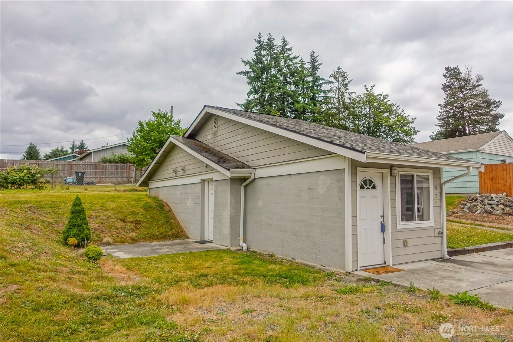 920 S 73rd St.  Tacoma WA 98408 photo
