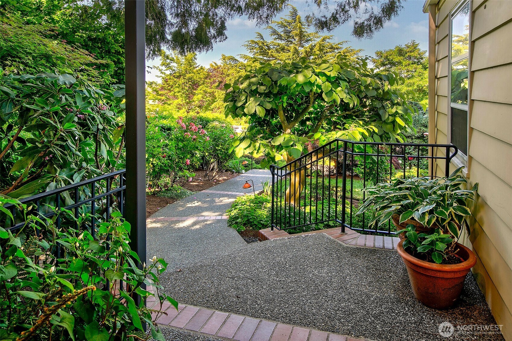 Property Photo: 4412 43rd Avenue NE WA 98105
