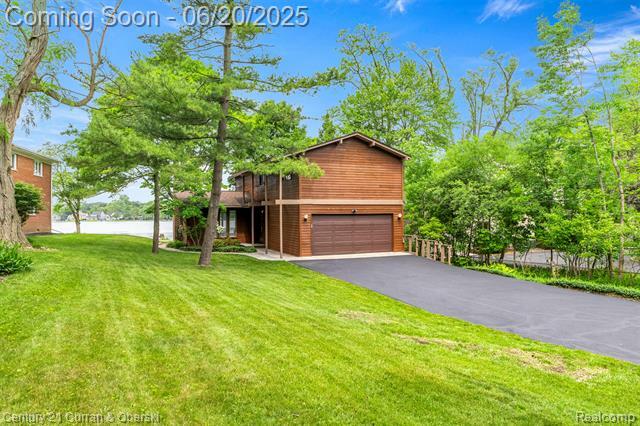 Property Photo: 3150 Wellington Court MI 48324