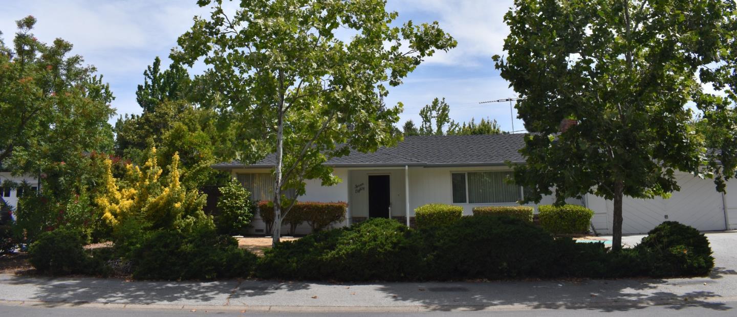 Property Photo: 780 Wallea Drive CA 94025