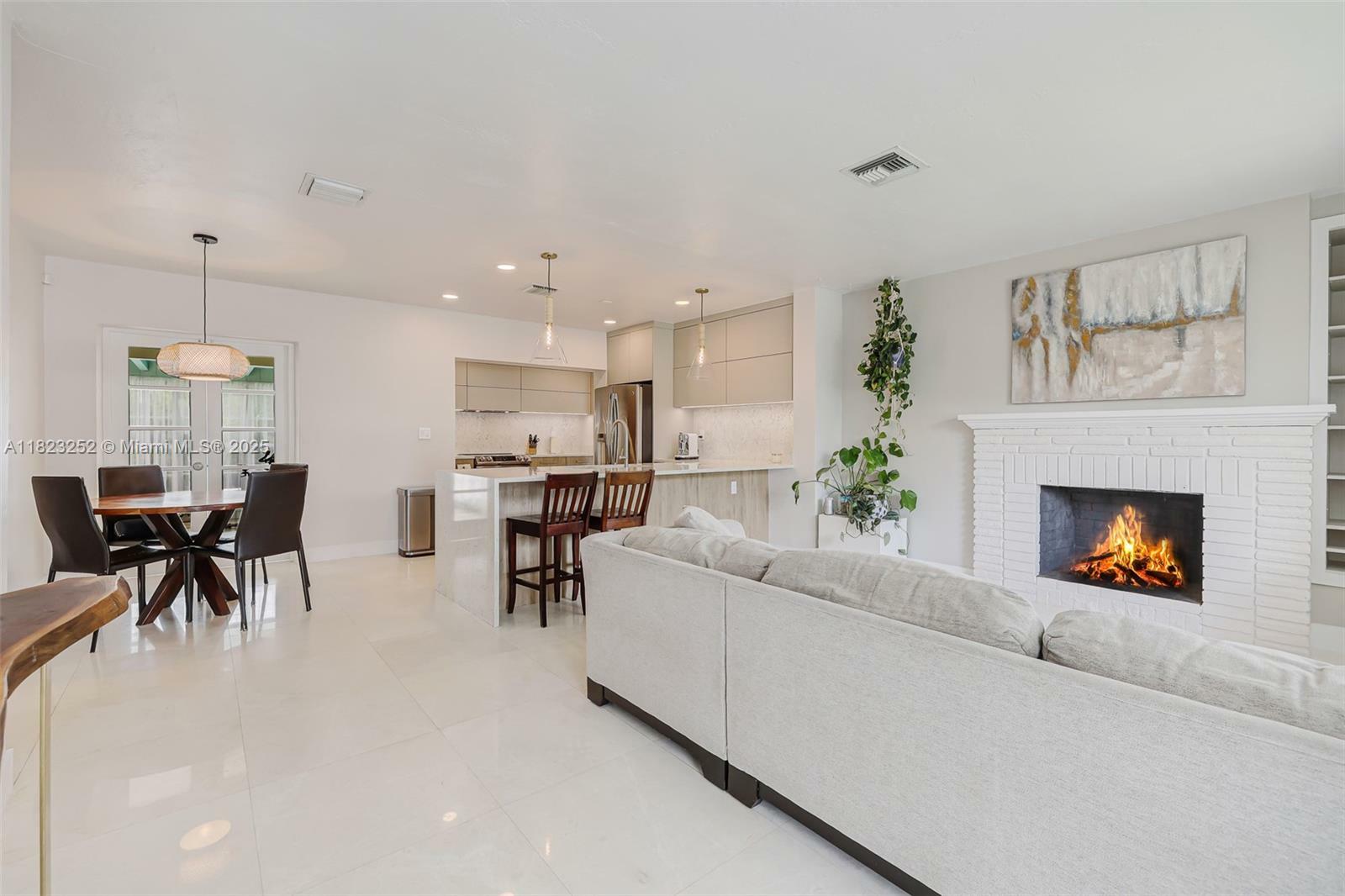 Property Photo: 8600 SW 125th Ter FL 33156