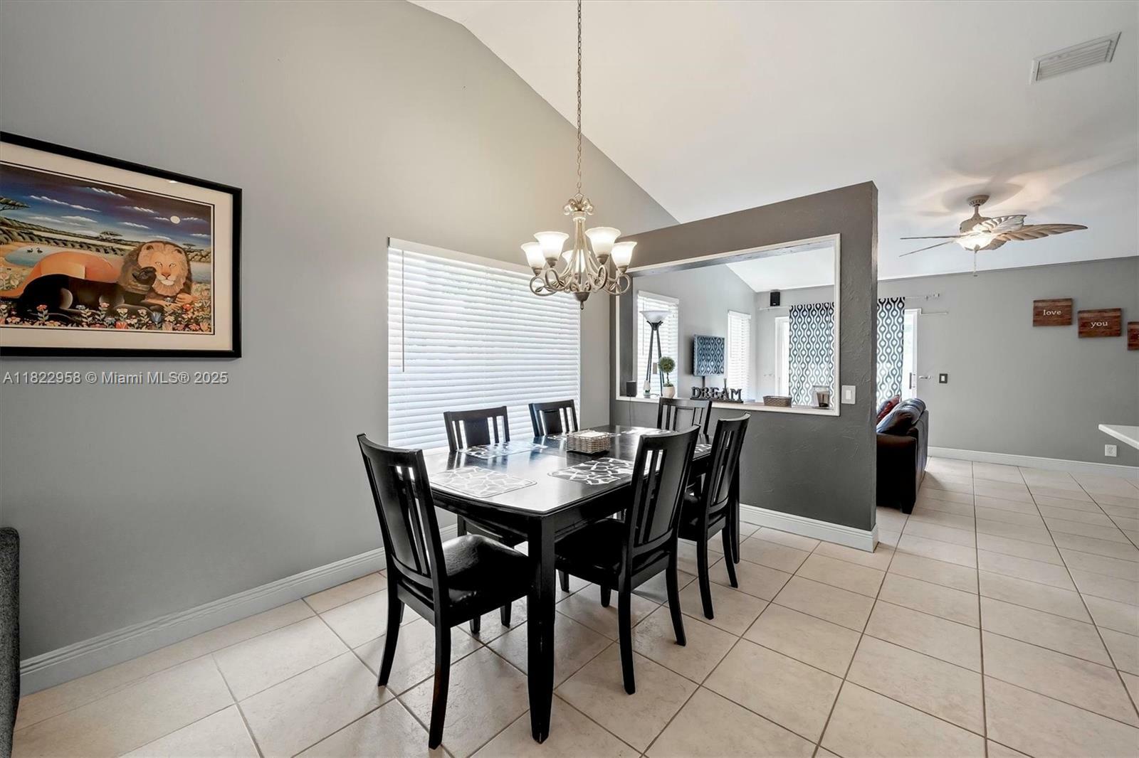 Property Photo: 490 Talavera Rd FL 33326