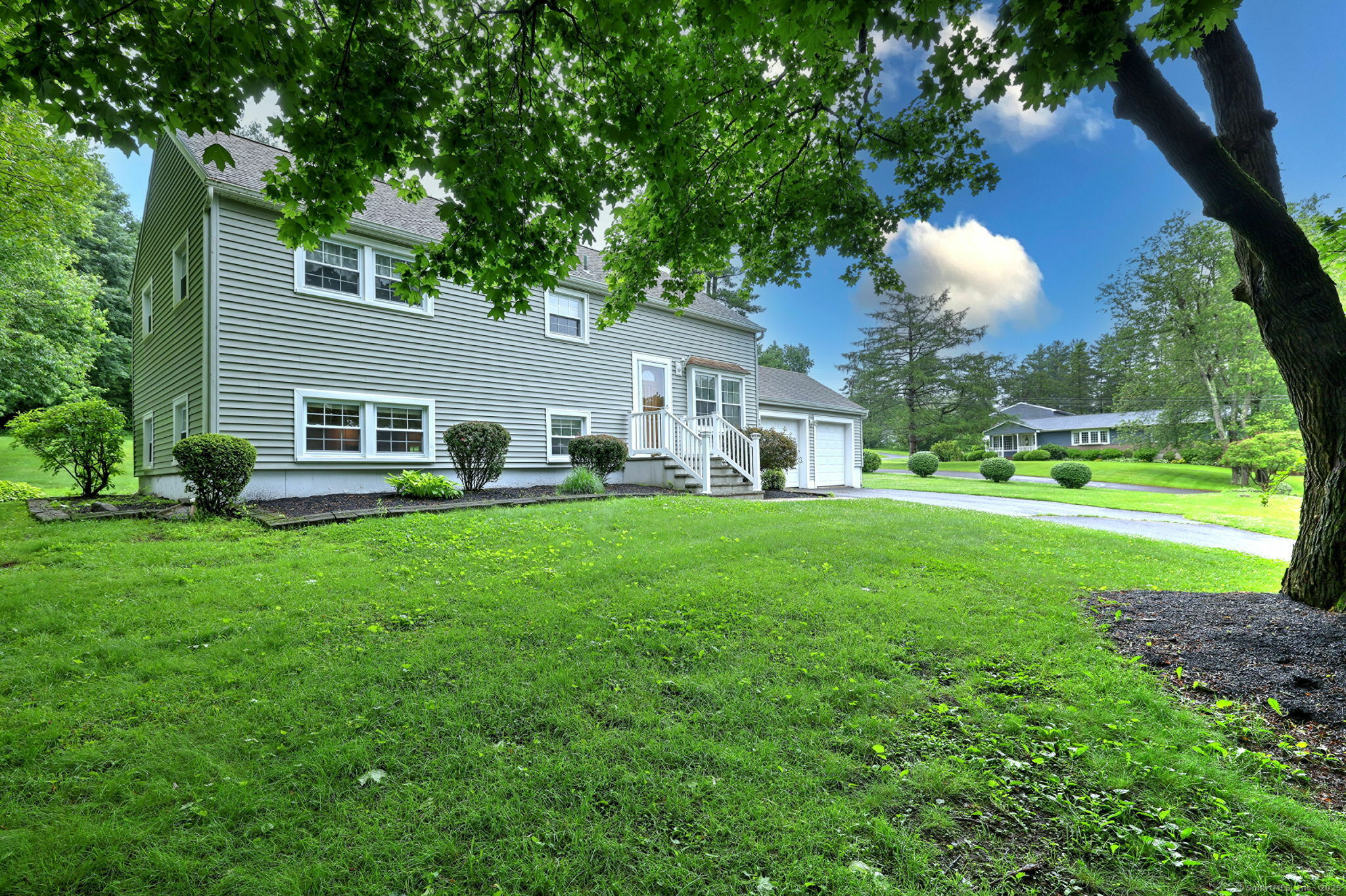 Property Photo:  559 Russell Court  CT 06477 