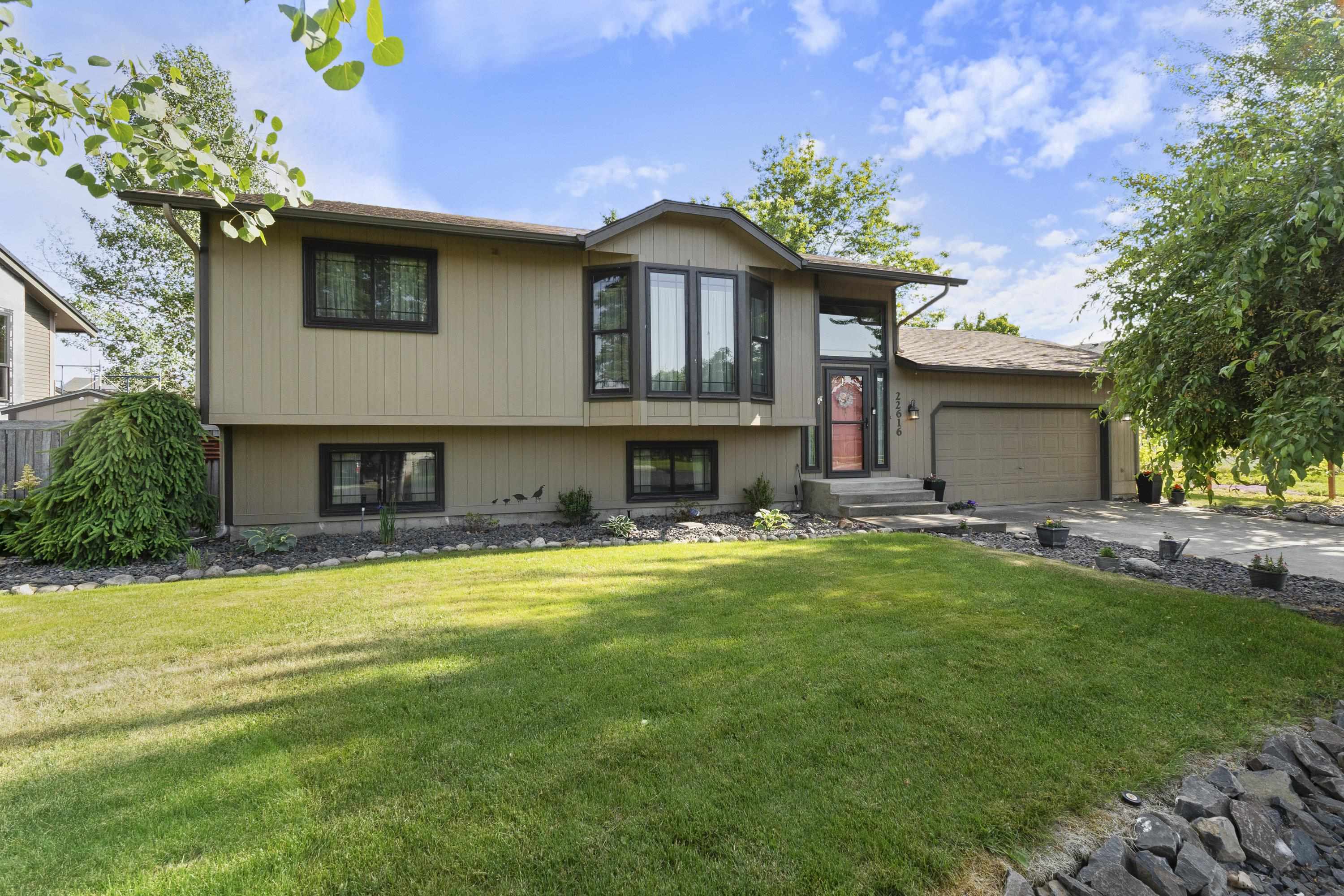 Property Photo: 22616 E Wabash Ave WA 99027