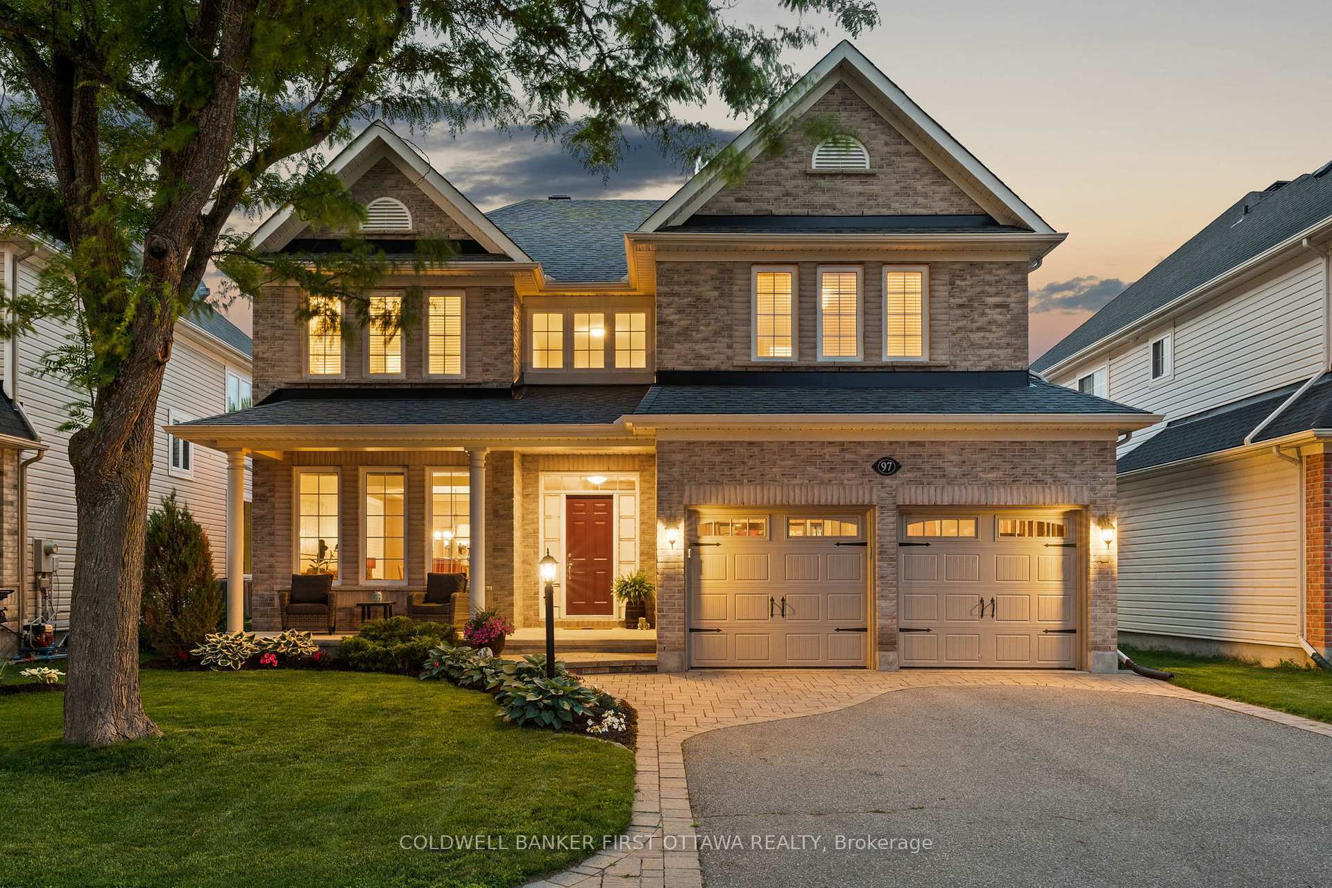 Property Photo: 97 Blackshire Circle ON K2J 5M3