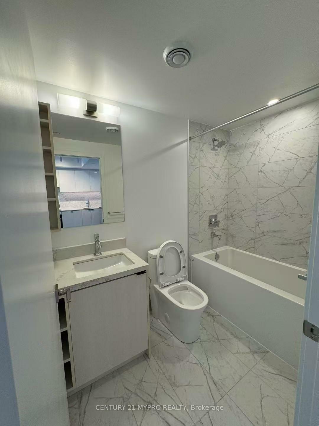 Property Photo: 252 Church Street 5216 ON M5B 0E6