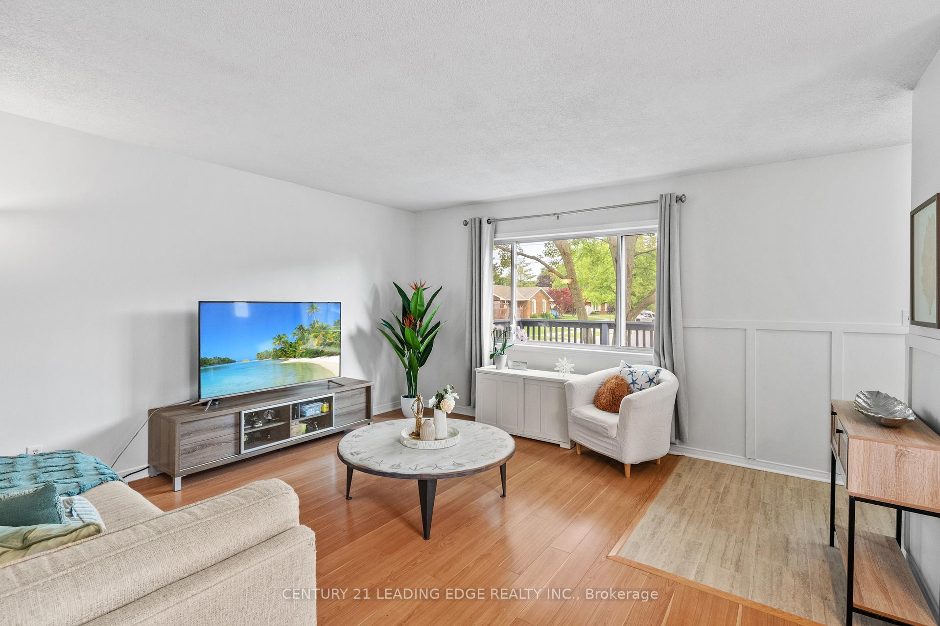 Property Photo: 53 Rice Road ON L3C 2V5