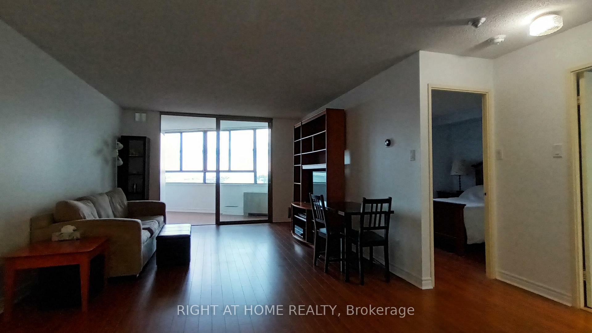 260 Queens Quay Boulevard W 1203  Toronto ON M5J 2N3 photo