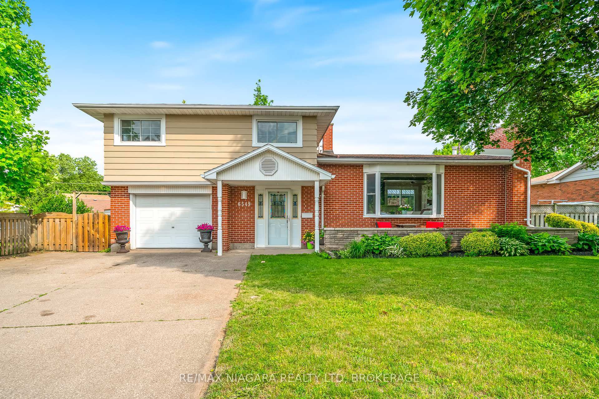 6549 Sherwood Road  Niagara Falls ON L2E 5M2 photo