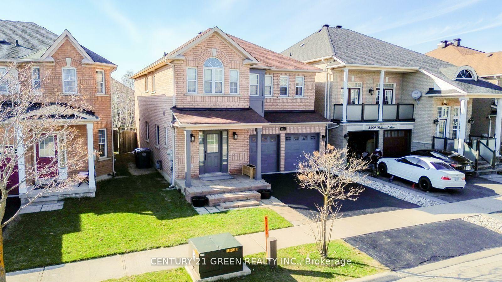 Photo de la propriété:  3873 Brinwood Gate  ON L5M 7H3 