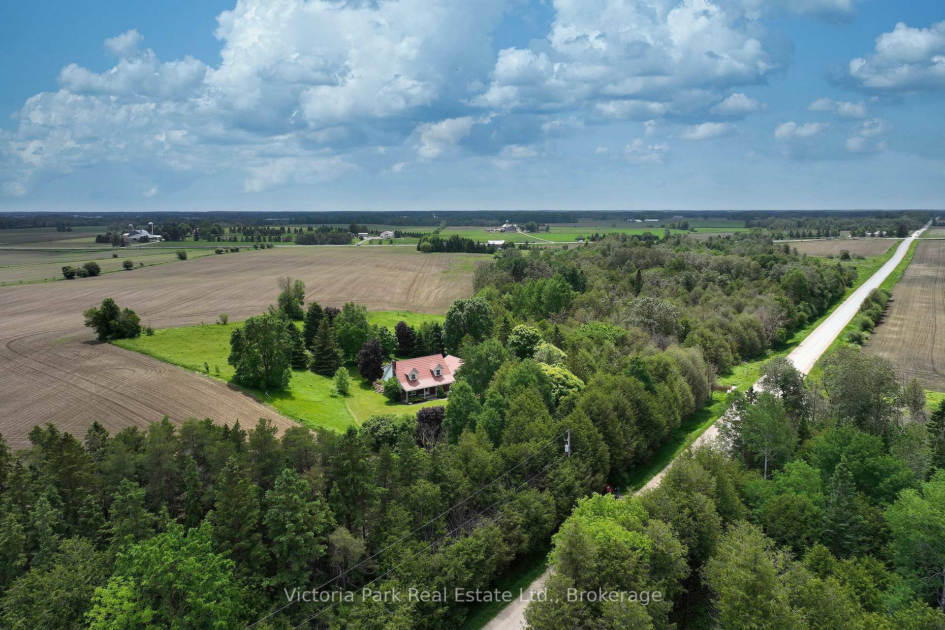 Property Photo: 7135 3 Side Road E ON N0G 2L0