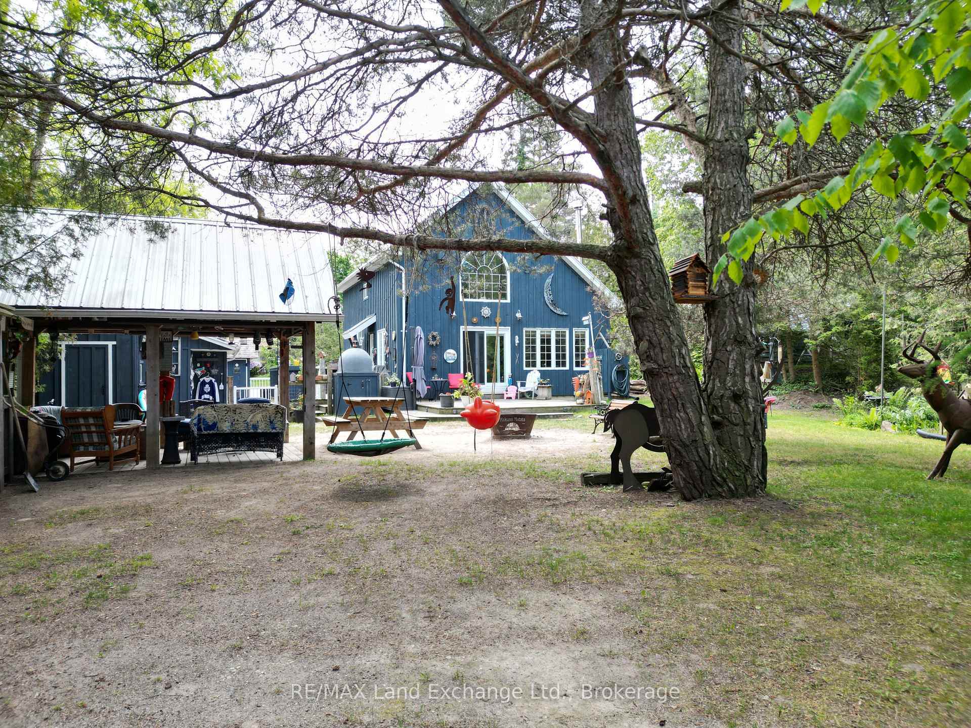 Property Photo: 45 Smith Lane ON N2Z 0B3