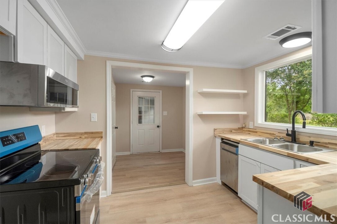 Property Photo: 3438 Hwy 106 S GA 30646