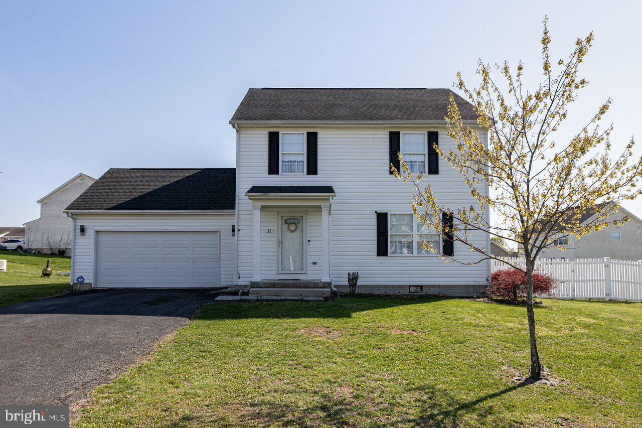 Property Photo: 32 Huttons Vireo Drive WV 25405