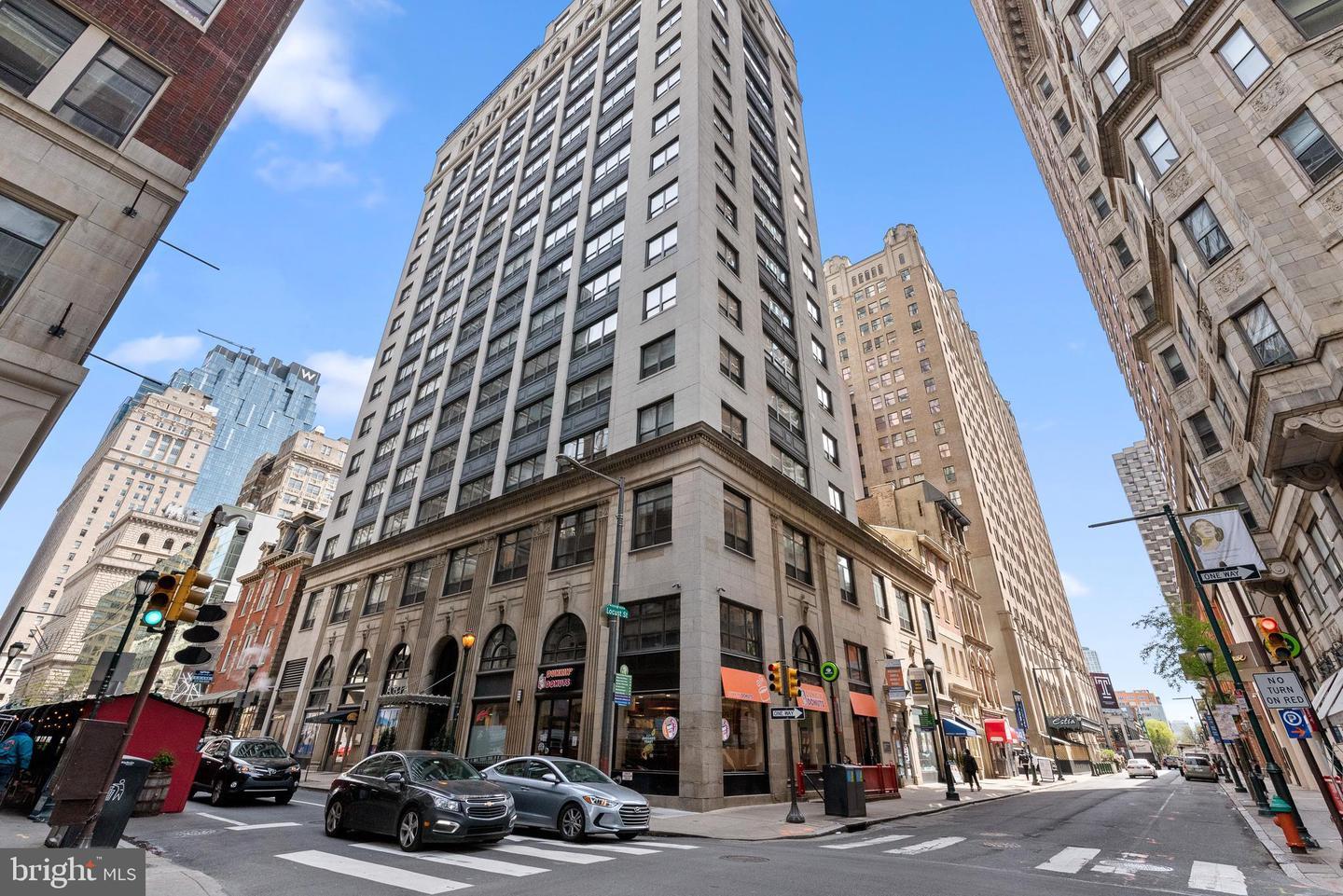 Property Photo: 1425 Locust Street 7D PA 19102