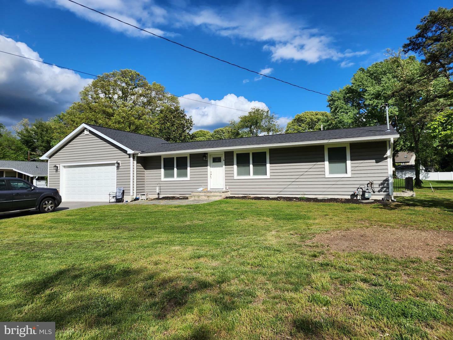 Property Photo: 14 Woodland Drive MD 21146
