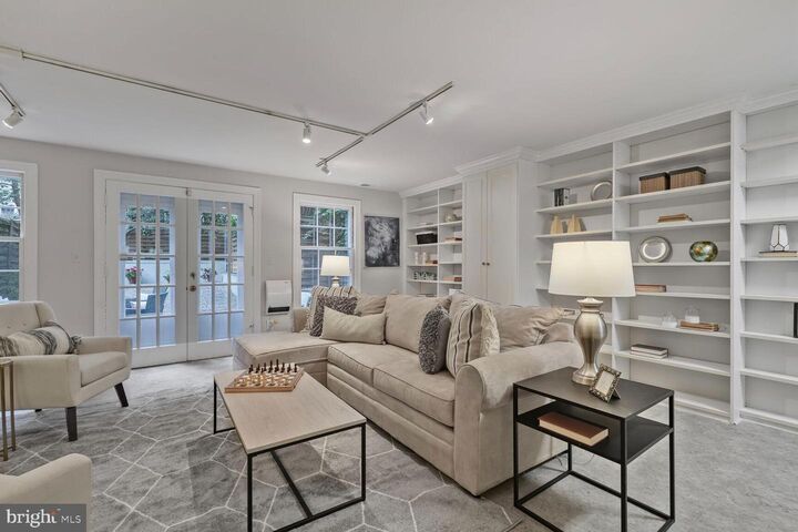 Property Photo: 2909 Garfield Street NW DC 20008