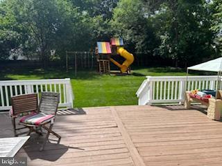 Property Photo: 9745 Vale Road NW VA 22181