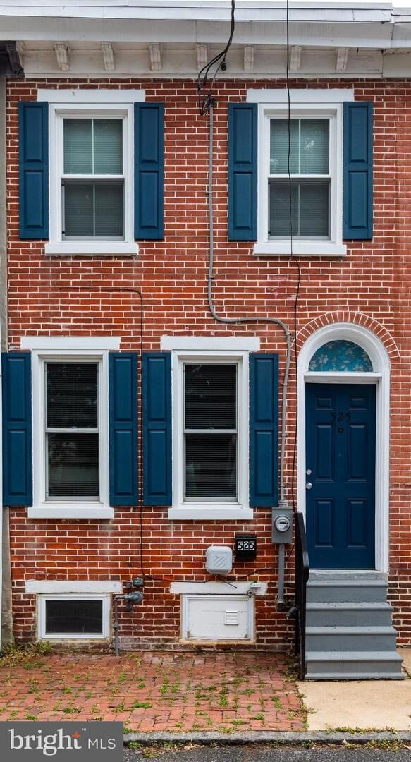 Property Photo: 525 Cherry Street DE 19720