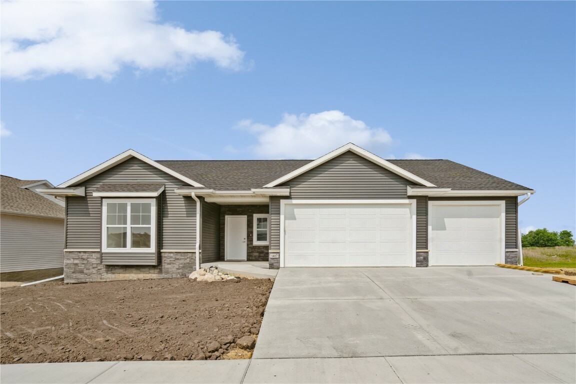 1417 Echo Ridge Lane  Marion IA 52302 photo