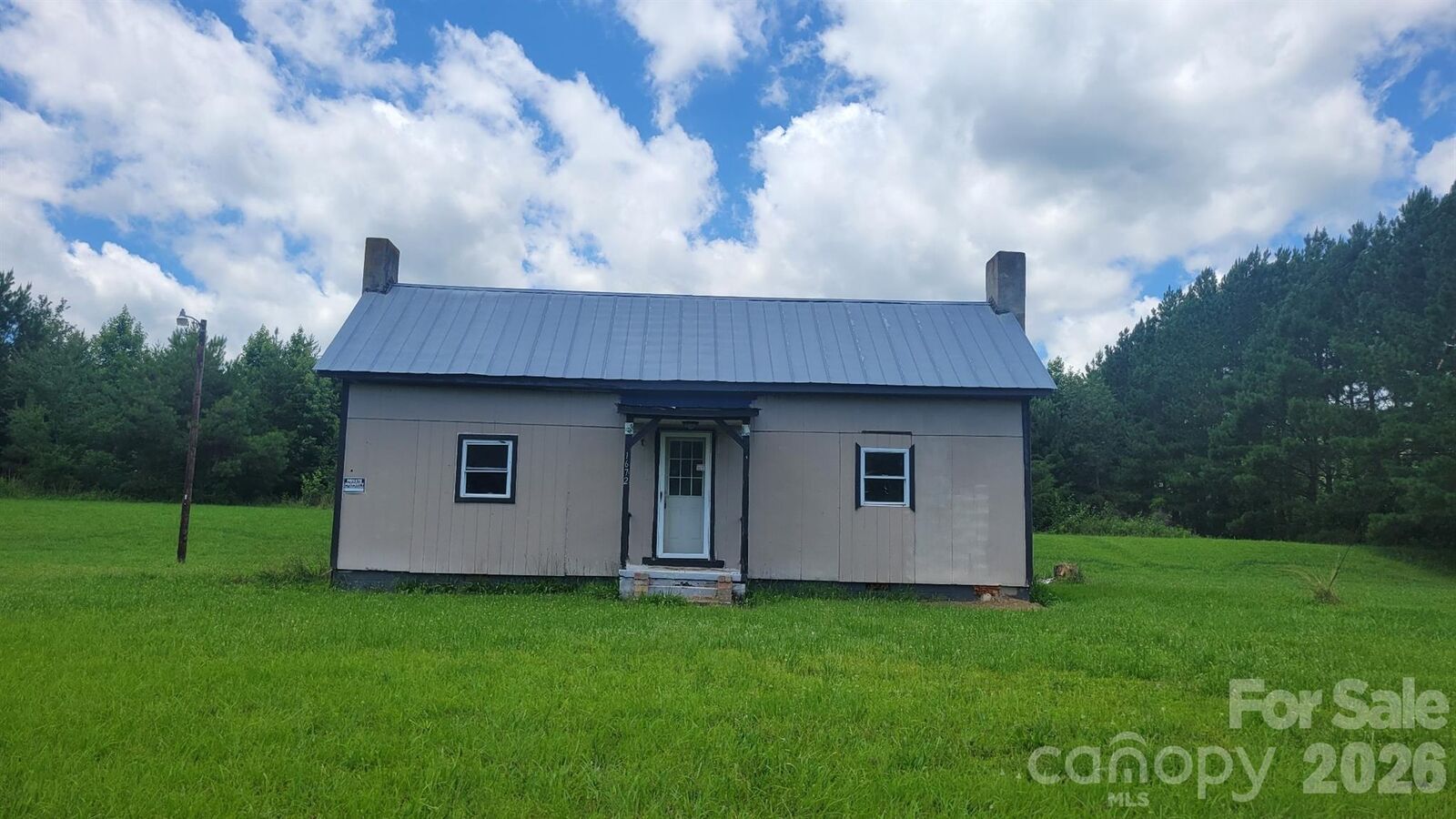 Property Photo:  1672 Riverview Road  NC 28092 