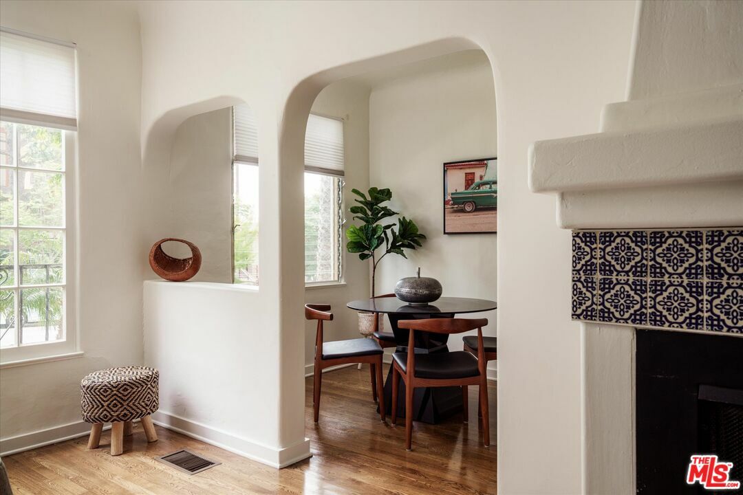 Property Photo: 1345 N Hayworth Ave CA 90046