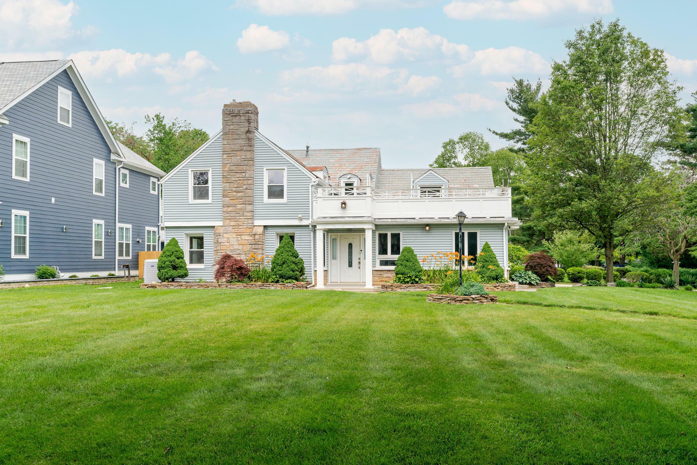 Property Photo:  2738 E Broad Street  OH 43209 