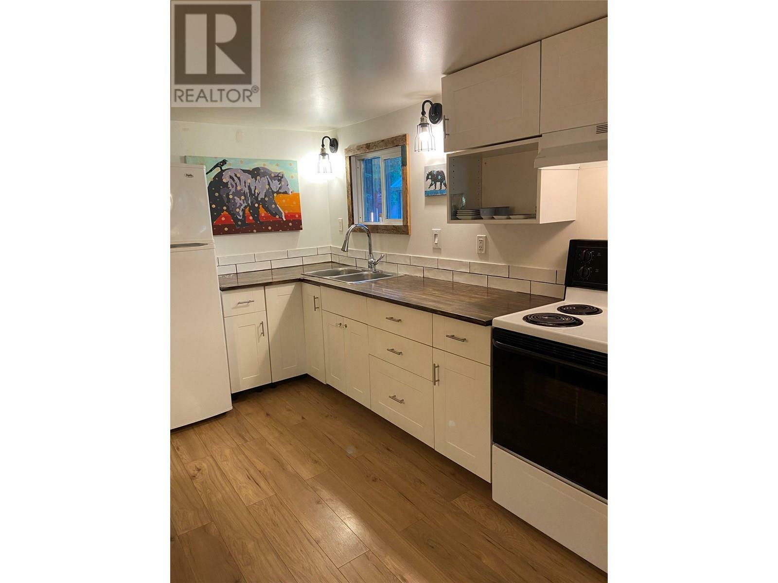 Property Photo: 1079 Lundell Road 5 BC V0E 2S0