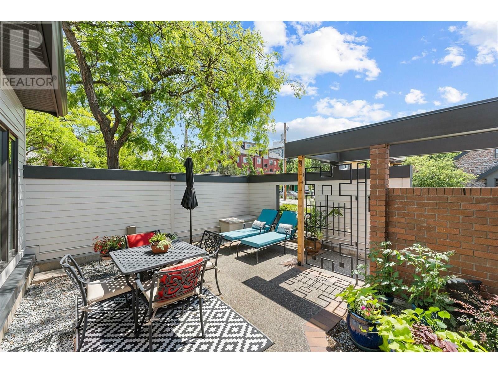 Property Photo:  420 West Avenue  BC V1Y 4Z2 