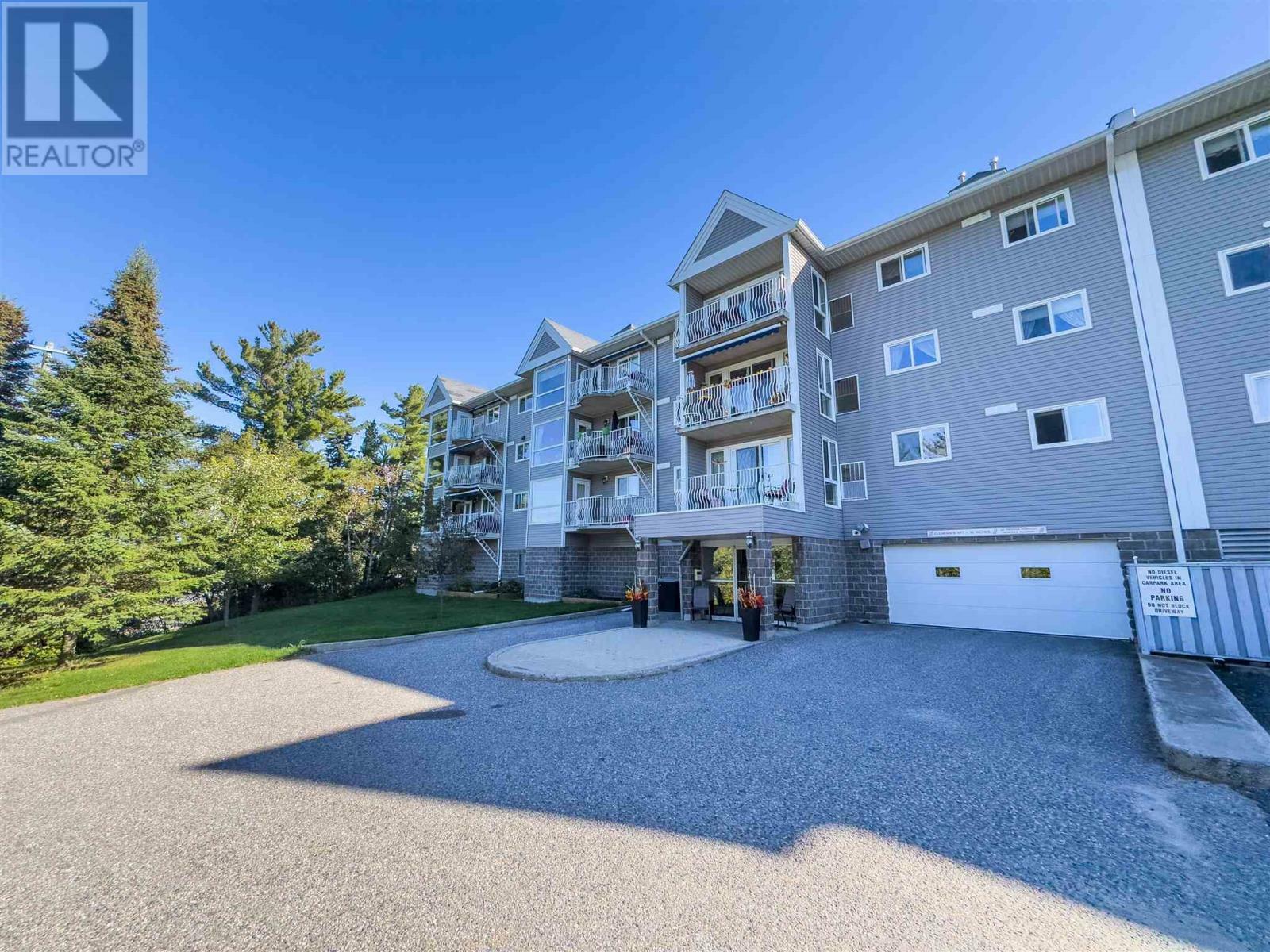 Property Photo: 303 471 Lakeview Drive ON P9N 4G3