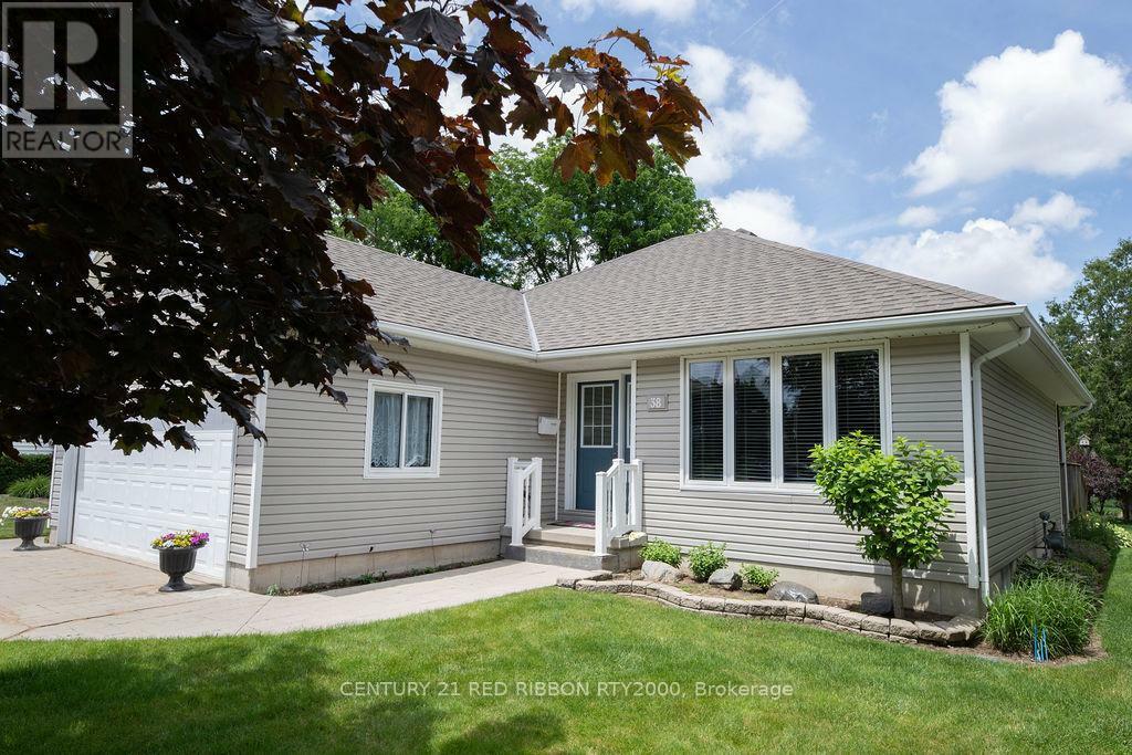 Property Photo: 38 Bella Street ON N7G 1C4