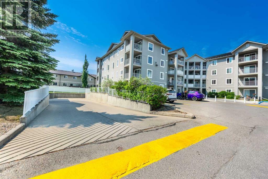 Property Photo: 604 8 Street Southwest AB T4B 2W4