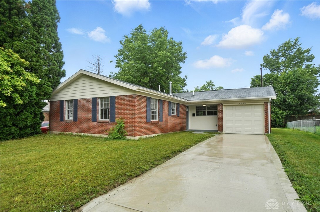 Property Photo:  4605 College View Drive  OH 45417 