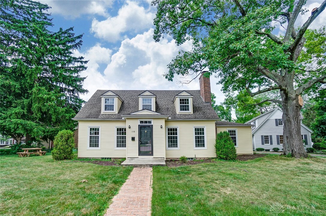 Property Photo: 118 N Pelham Drive OH 45429