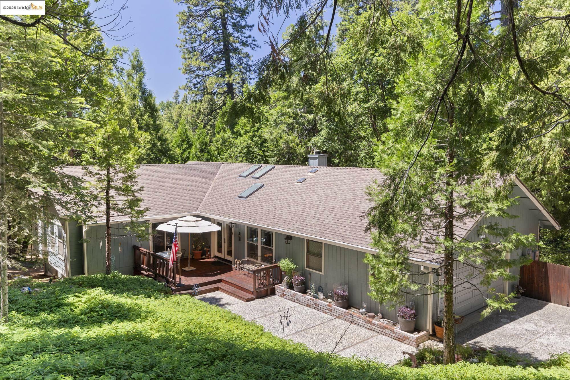 Property Photo: 23666 Buckeye Circle CA 95383