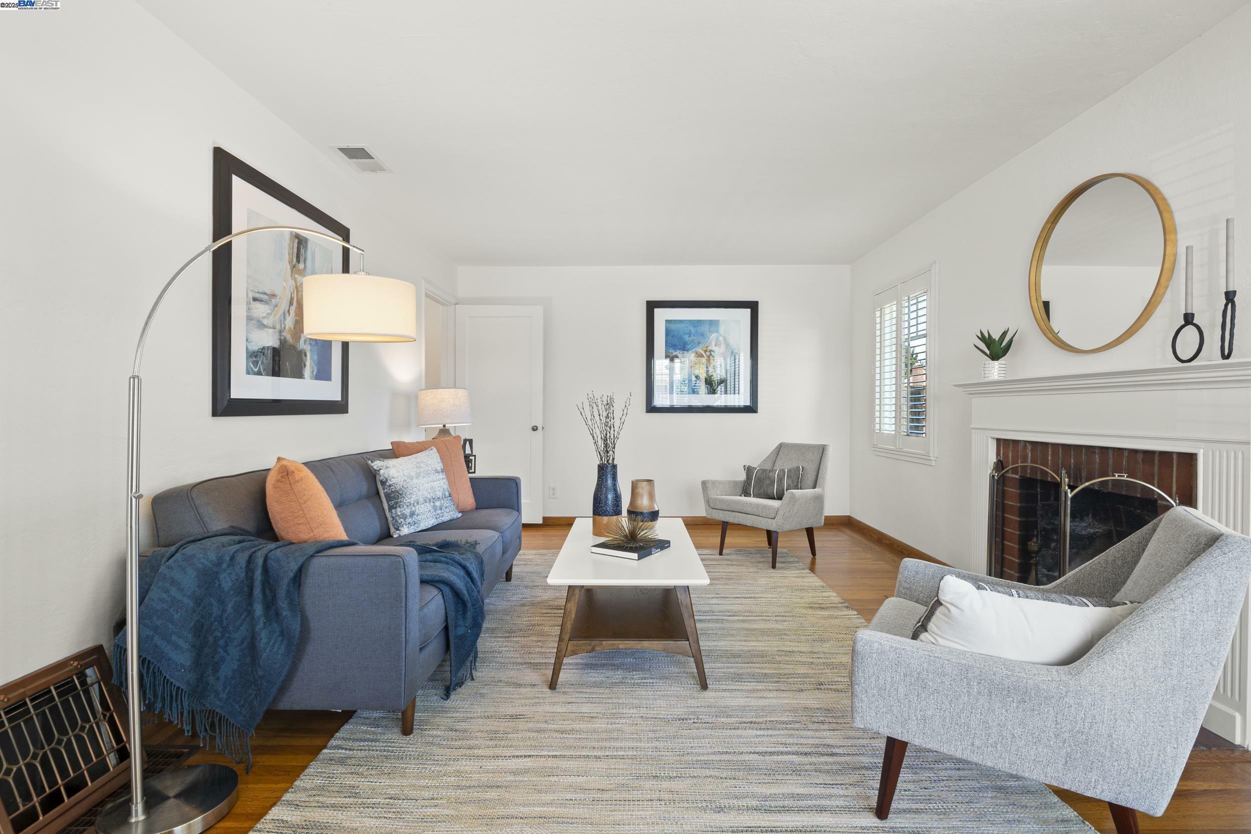 Property Photo:  15003 Crosby St  CA 94579 