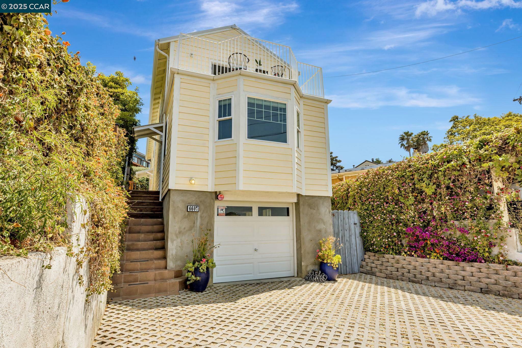 6607 Cutting Blvd  El Cerrito CA 94530 photo
