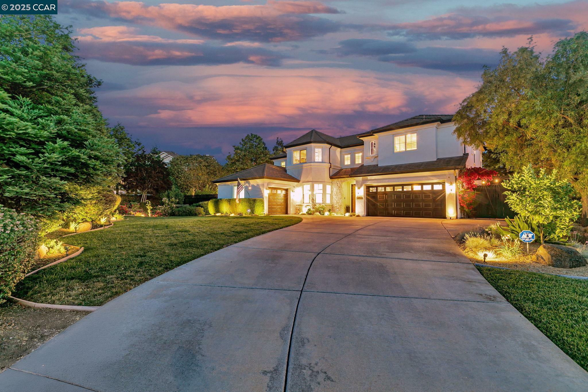 Property Photo: 2632 Carmella Ct CA 95135