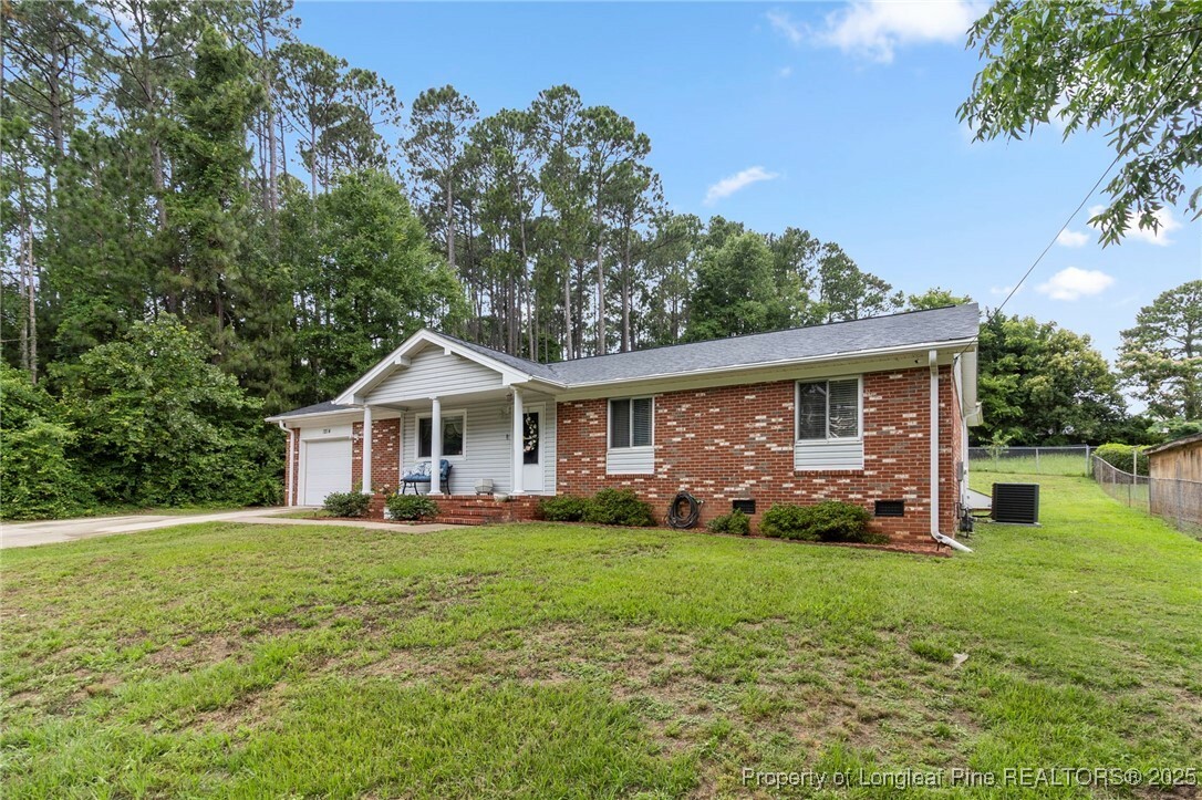Property Photo:  1214 Andrews Road  NC 28311 