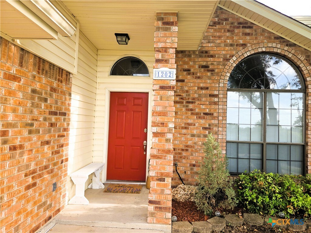 Property Photo:  1202 Bowen Avenue  TX 76522 