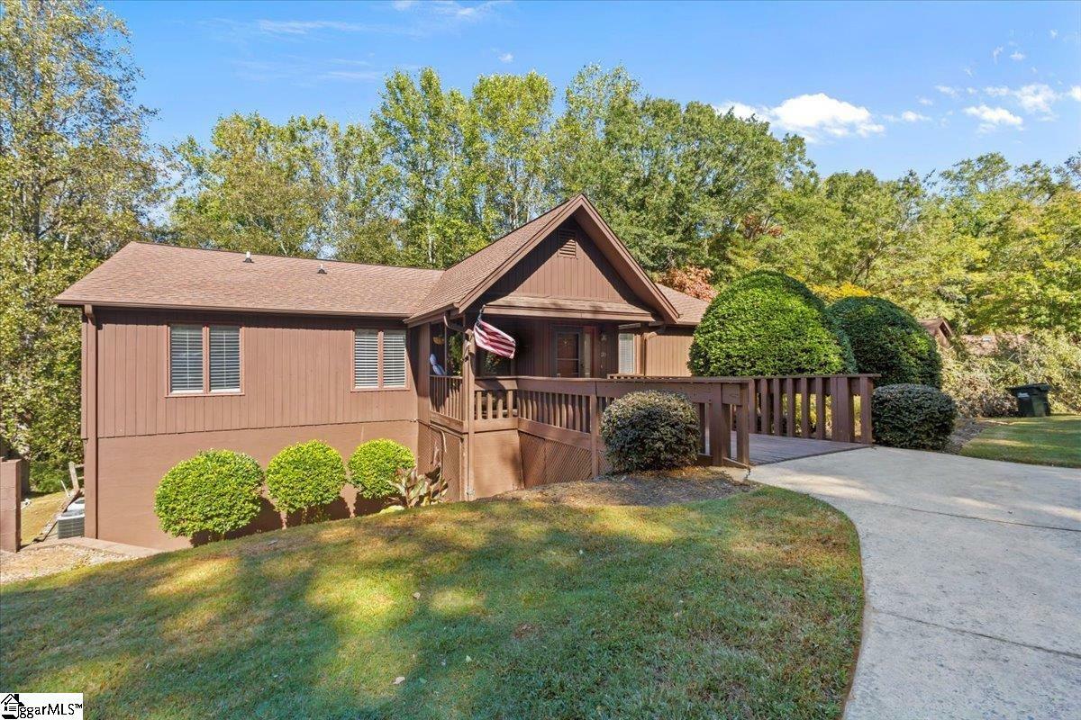 Property Photo:  20 Creekside Way  SC 29609 