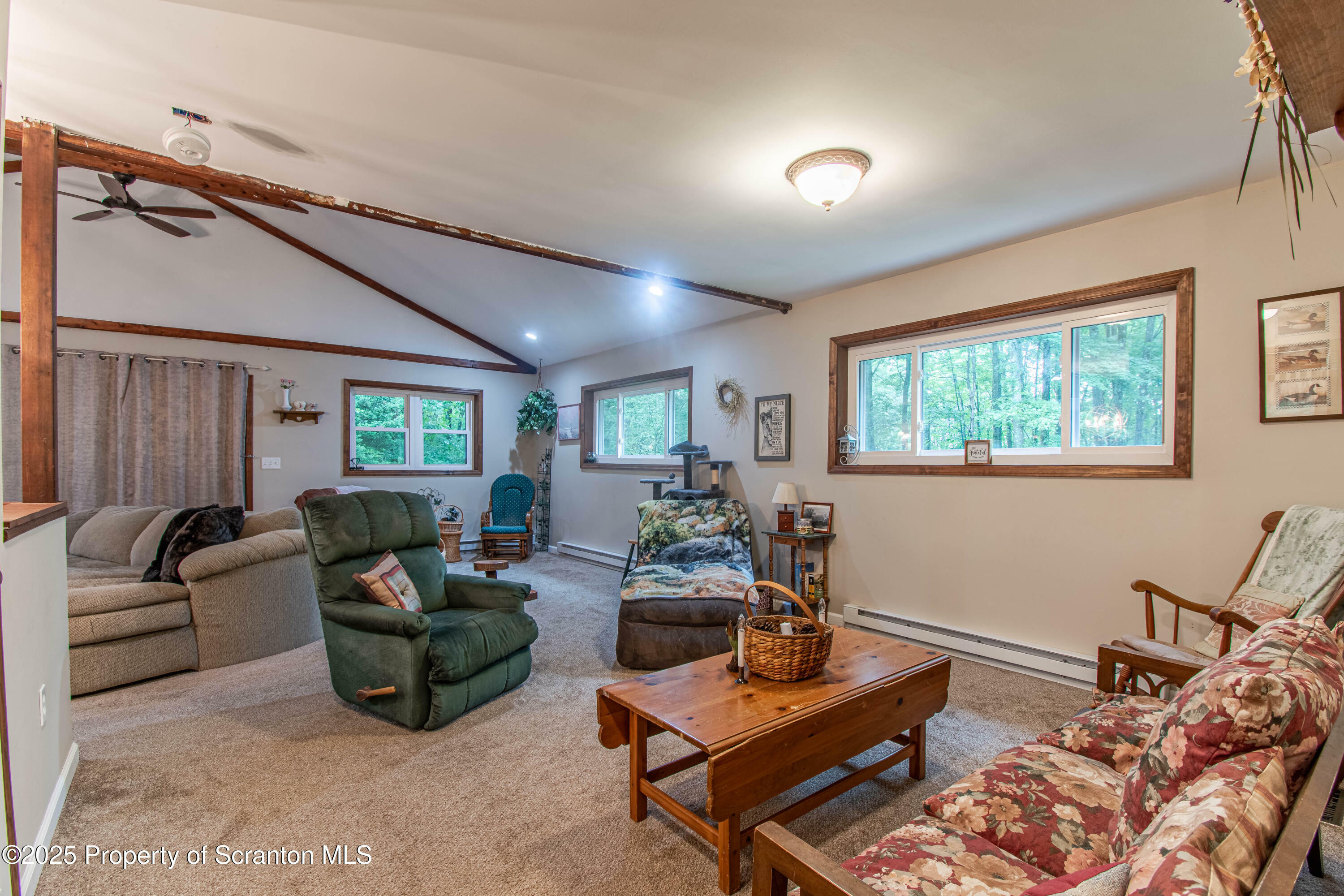 Property Photo: 15 Queens L 10 PA 18436