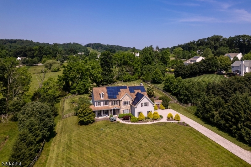 Property Photo: 4 Wingover Farm Ct NJ 08822
