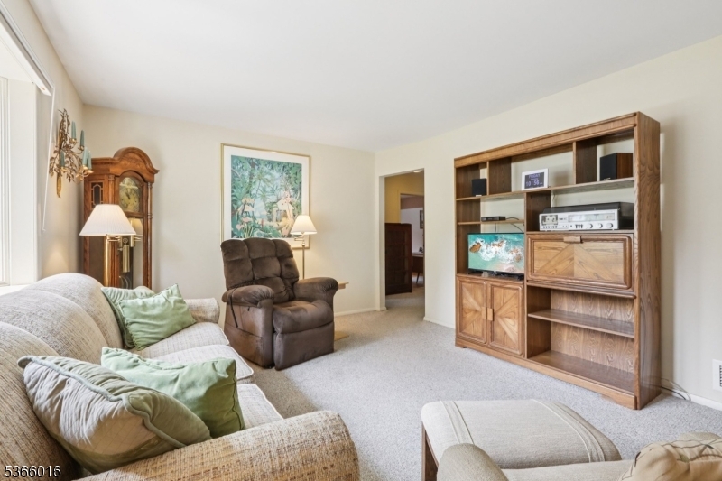 Property Photo: 515 Salem St NJ 07652