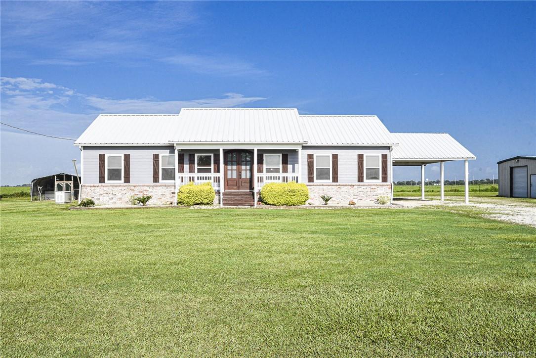 Property Photo: 13381 Pousson Road LA 70647